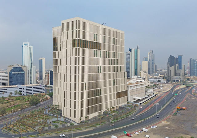 القضاء الكويتي يرفض تسليم فلسطيني مطلوب لفرنسا